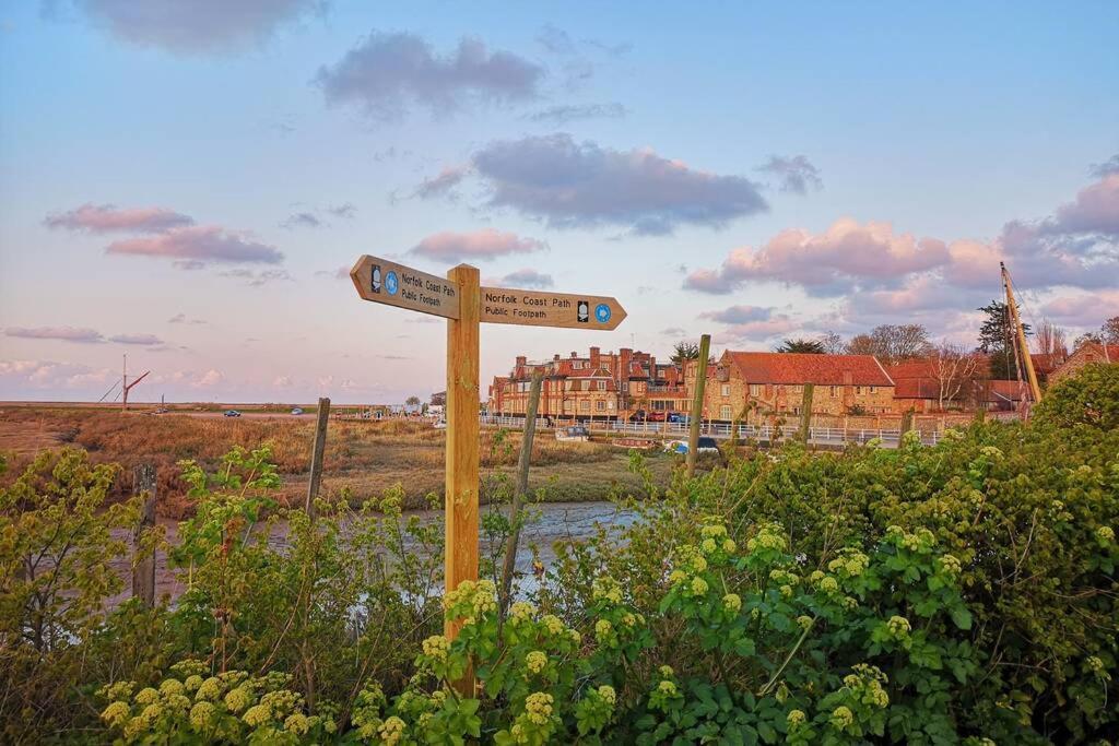 Blakeney Norfolk Bramble Lodge ***Self Catering*** Екстериор снимка